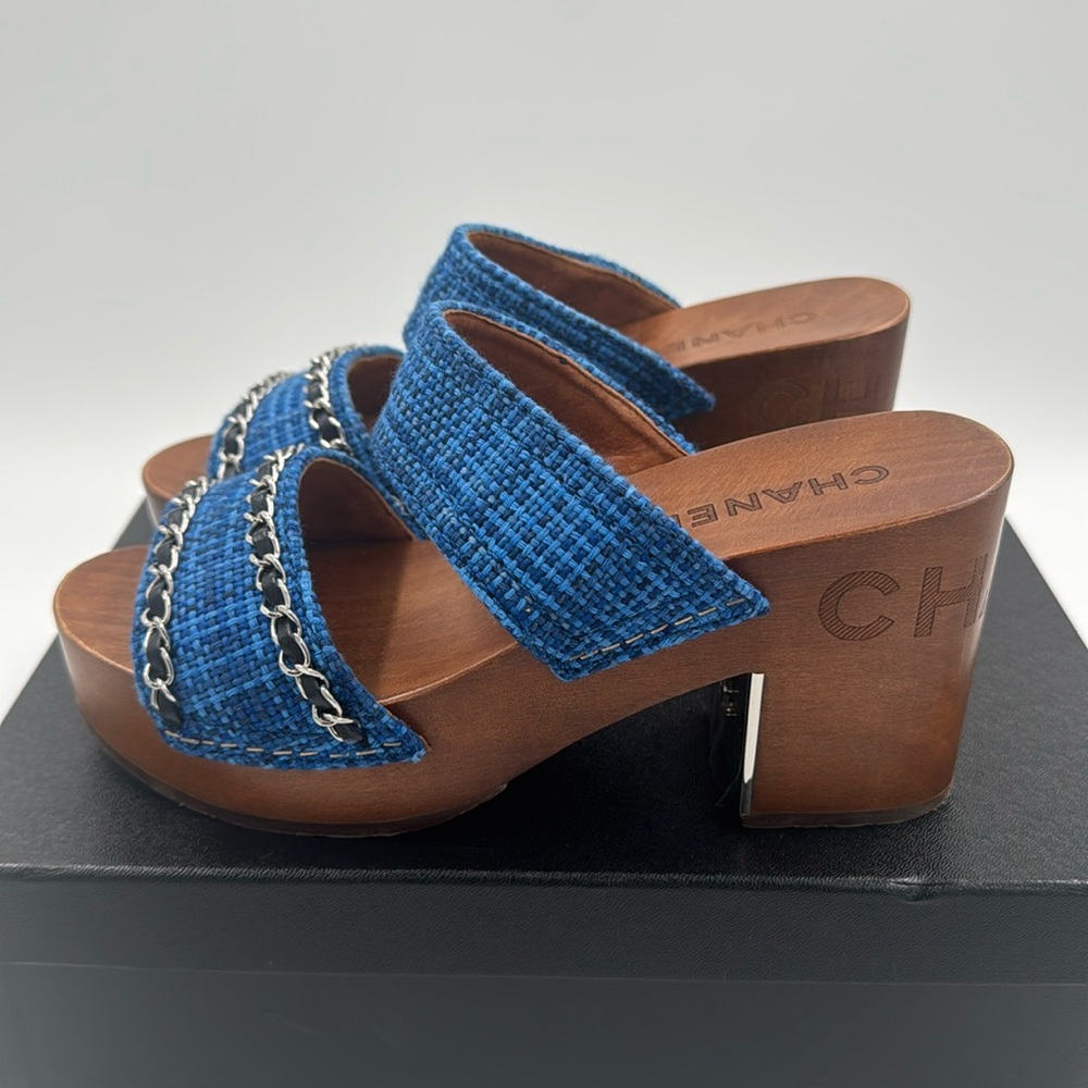 Chanel Mules 💓 - Picture 3 of 14